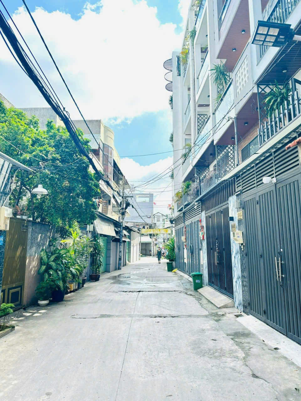 Bán nhà Gò Vấp- Thống nhất, 3.7*13m, lô góc, hẻ xe tải, nhà mới, đủ tiện ích xung quanh, 4.79Tỷ