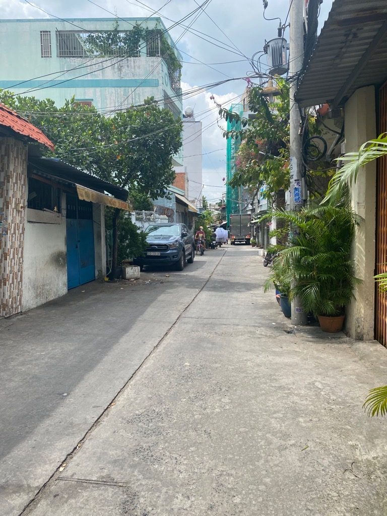 Bán Nhà Hậu Giang, Phường 11, Quận 6. DT 76.2m2 x 2 tầng (3 x 25). Giá 4.98 tỷ TL.