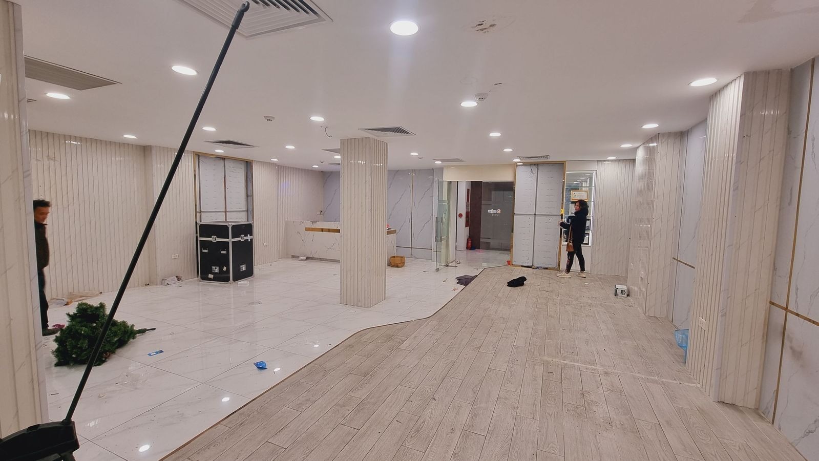 BÁN TOÀ NHÀ NGUYỄN VĂN CỪ LONG BIÊN 110M2, 8 TẦNG,MT4.5M, 60 TỶ