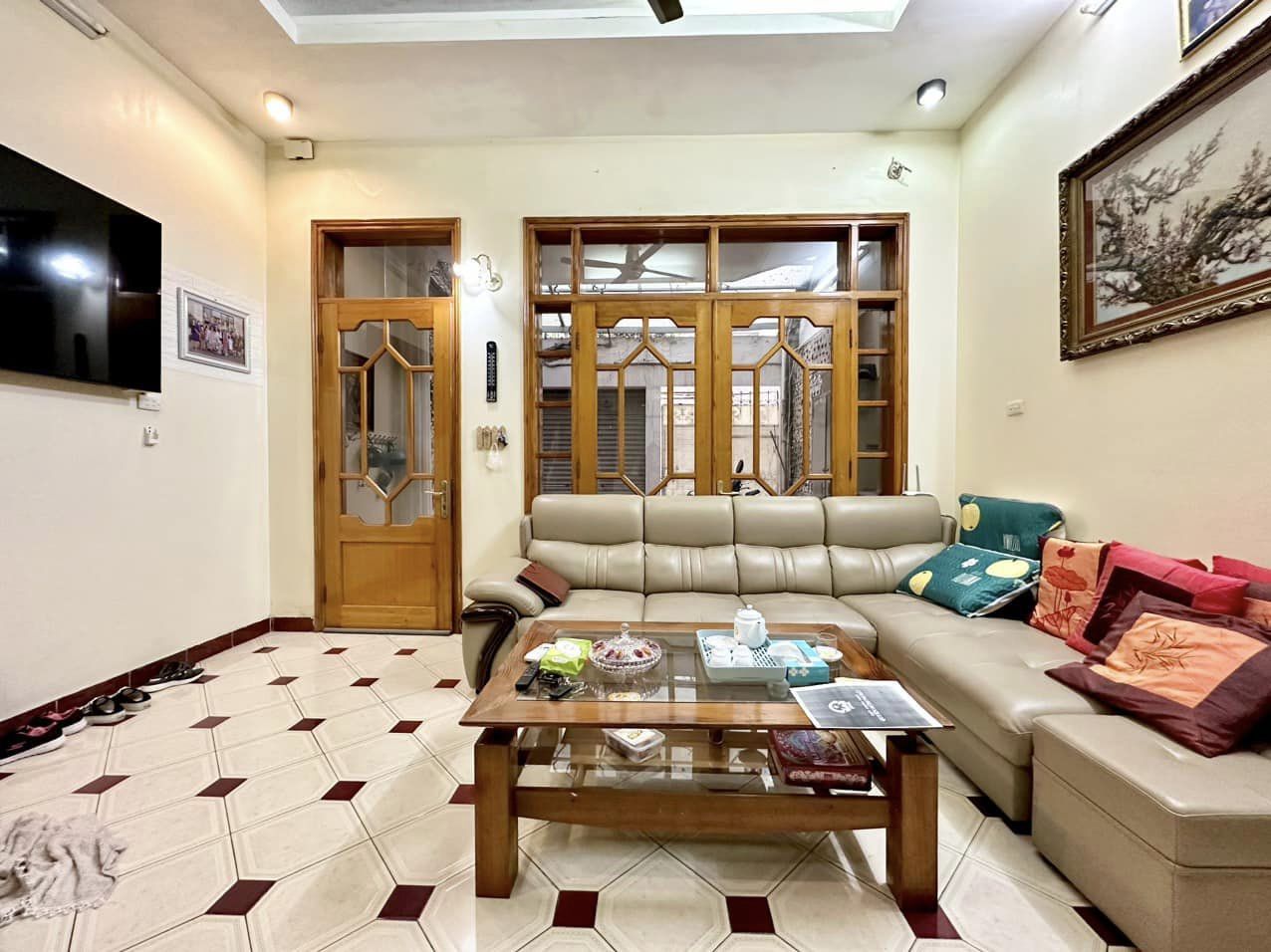 ⚜️ Nhà Mặt ngõ 25 Vũ Ngọc Phan, Đống Đa, Ô tô tránh, 90m2 5T MT 5m, Chỉ 22.5 Tỷ ⚜️