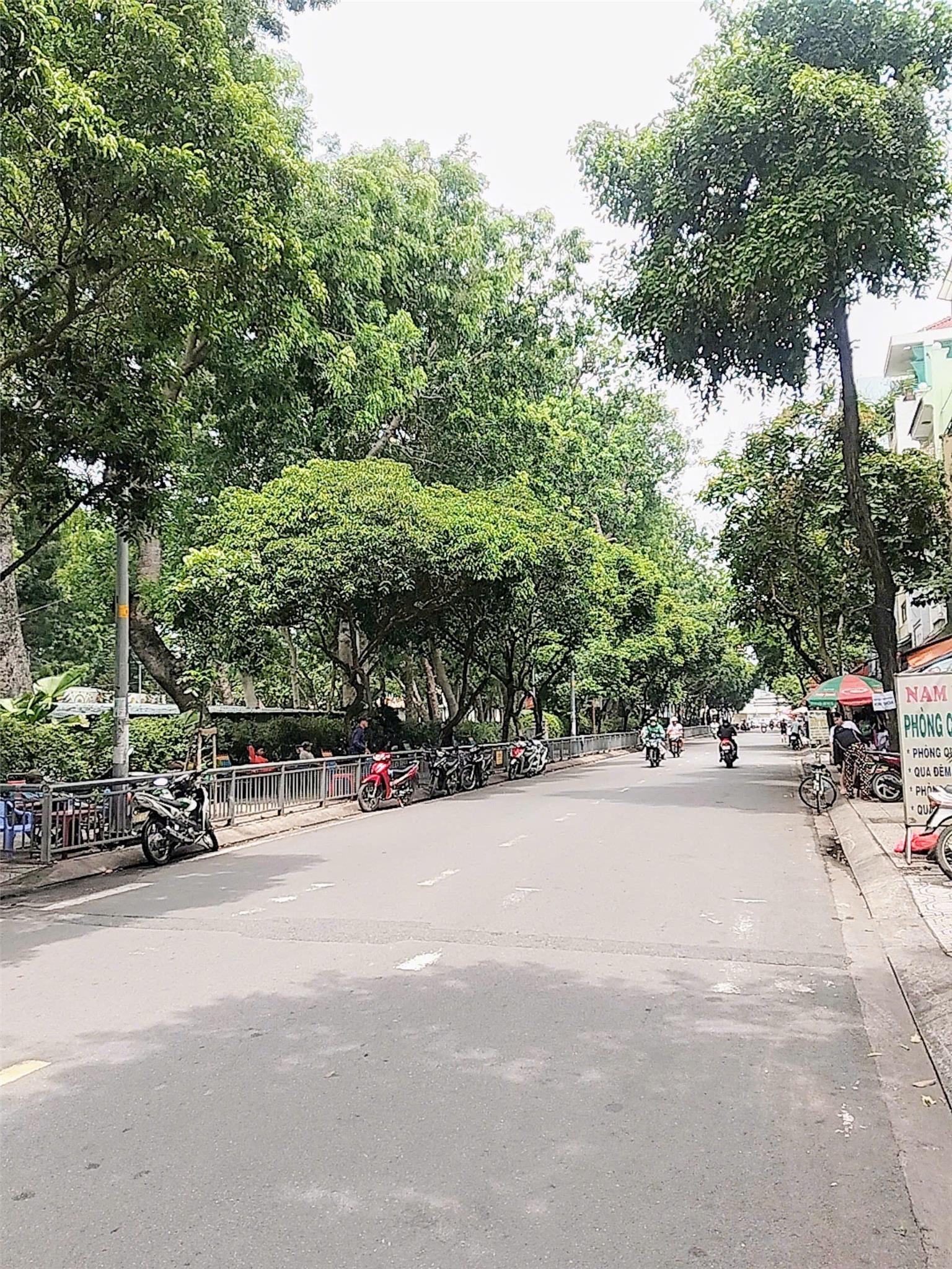 /-flag MẶT TIỀN KINH DOANH - VIEW CÔNG VIÊN - NGANG HIẾM 5M - ĐƯỜNG 16M CÓ LỀ