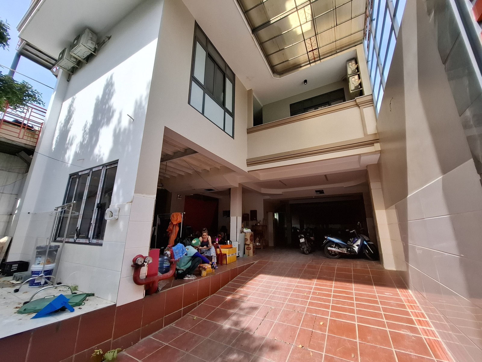 Bán nhà 13 tỷ. Đông Hoà, Dĩ An, Bình Dương. 250m2, 7 tầng.