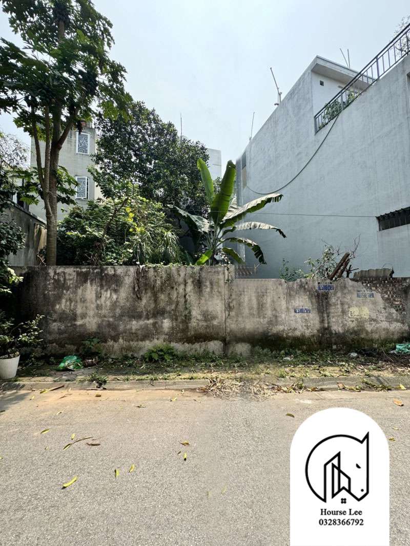 Bán đất Ngọc Thụy Long Biên vỉa hè oto tránh gần chợ diện tích rộng 110m mặt tiền 6m 20 tỷ