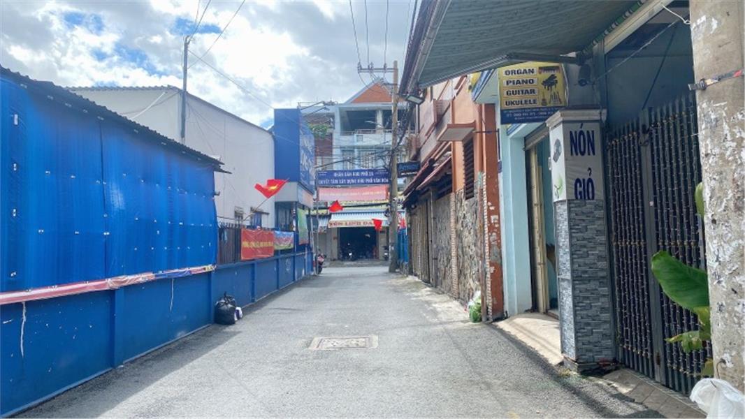 NHÀ BÁN NGUYỄN V. QUÁ GIÁP GÒ VẤP, HẺM XE TẢI TRÁNH SÁT MẶT TIỀN DT 55m2 NHỈNH NHẸ 4 TỶ