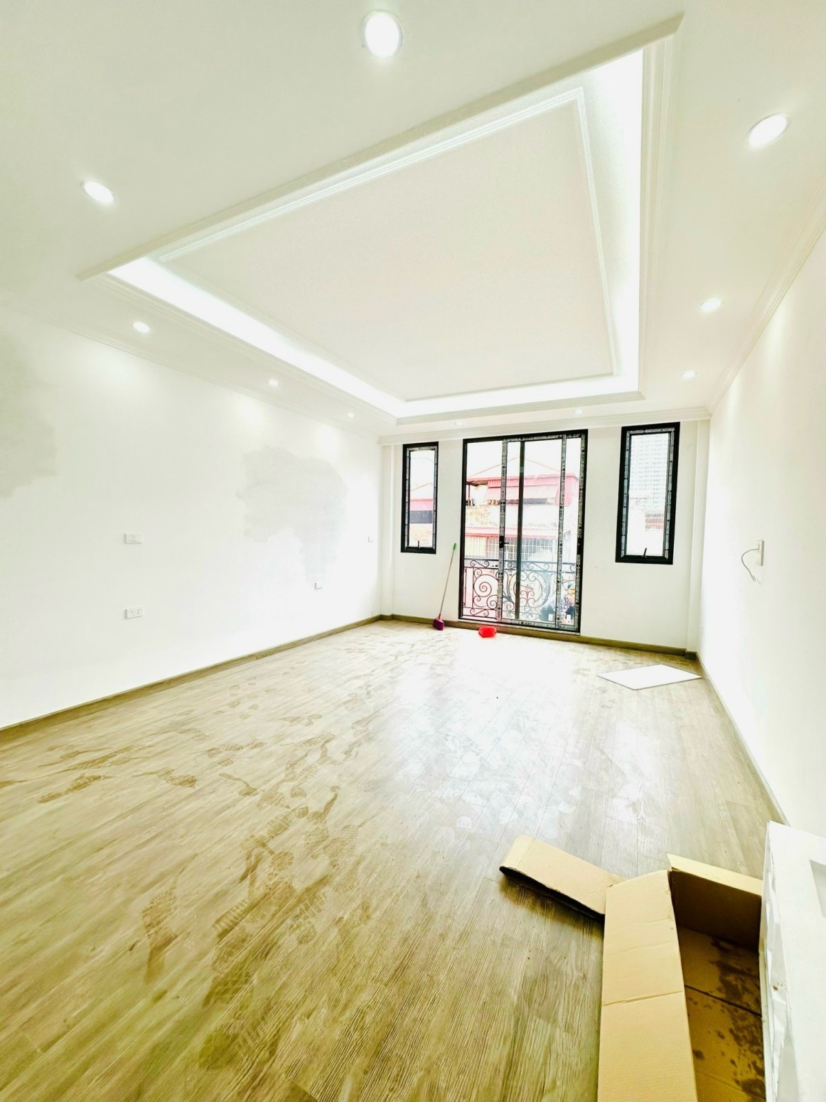 Lô Góc Phố Minh Khai – 26m2 Giá Chỉ 2.4 Tỷ