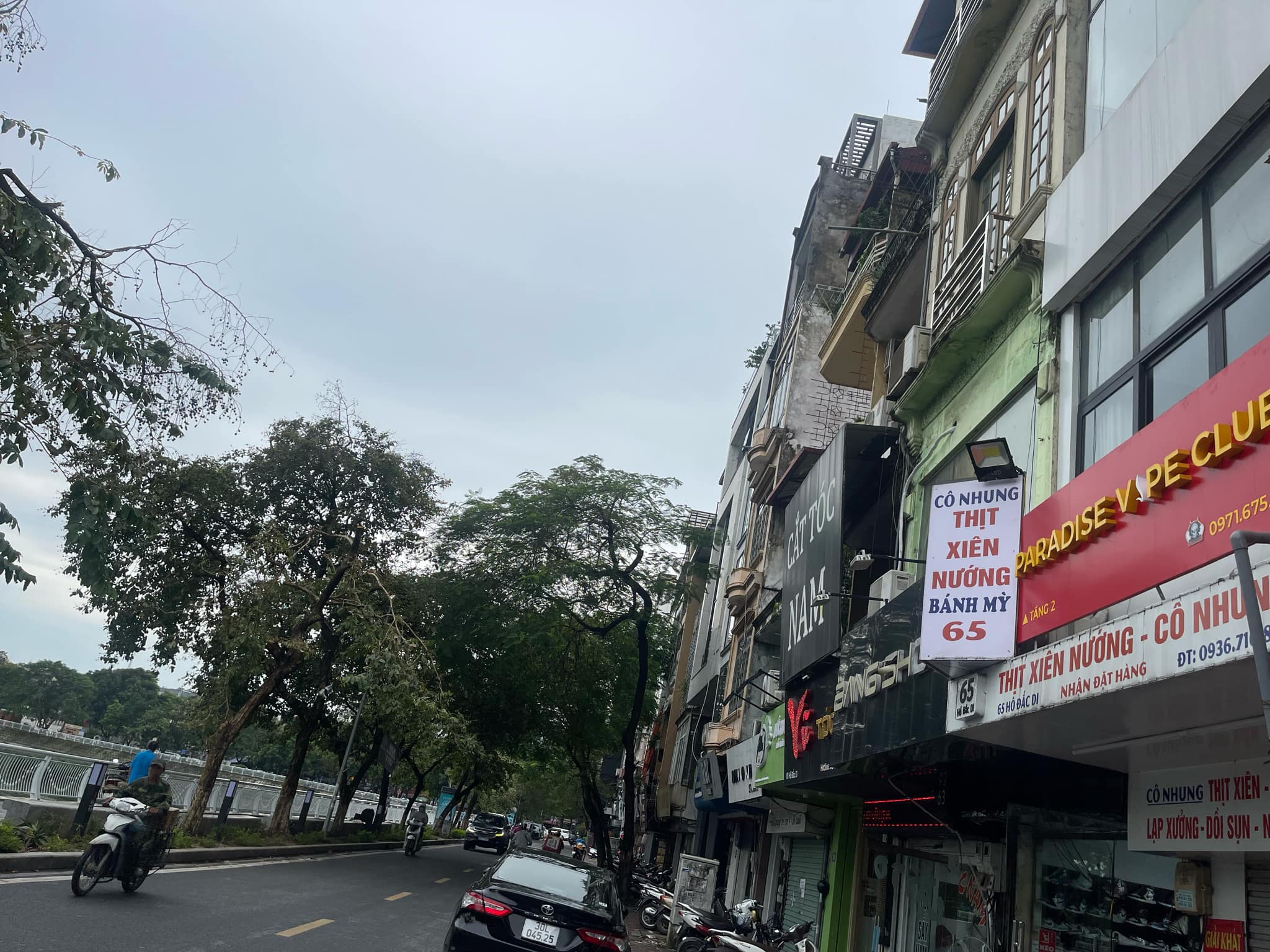 Mặt phố giá rẻ kinh doanh rất tốt Hồ Đắc Di, Đống Đa, nhà đẹp, vỉa hè, 5 tầng, 35m chỉ 12.45 tỷ