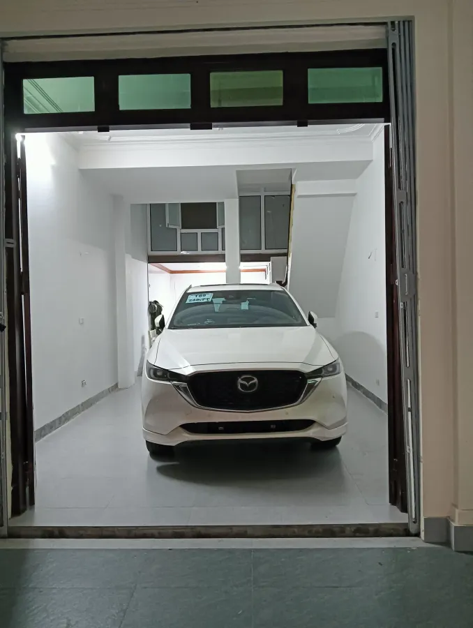 PHÂN LÔ NGUYỄN PHÚC LAI, Ô CHỜ THANG MÁY, GARA ÔTÔ, DT60 m2, 5 TẦNG, MT 4,3m, GIÁ 18 TỶ
