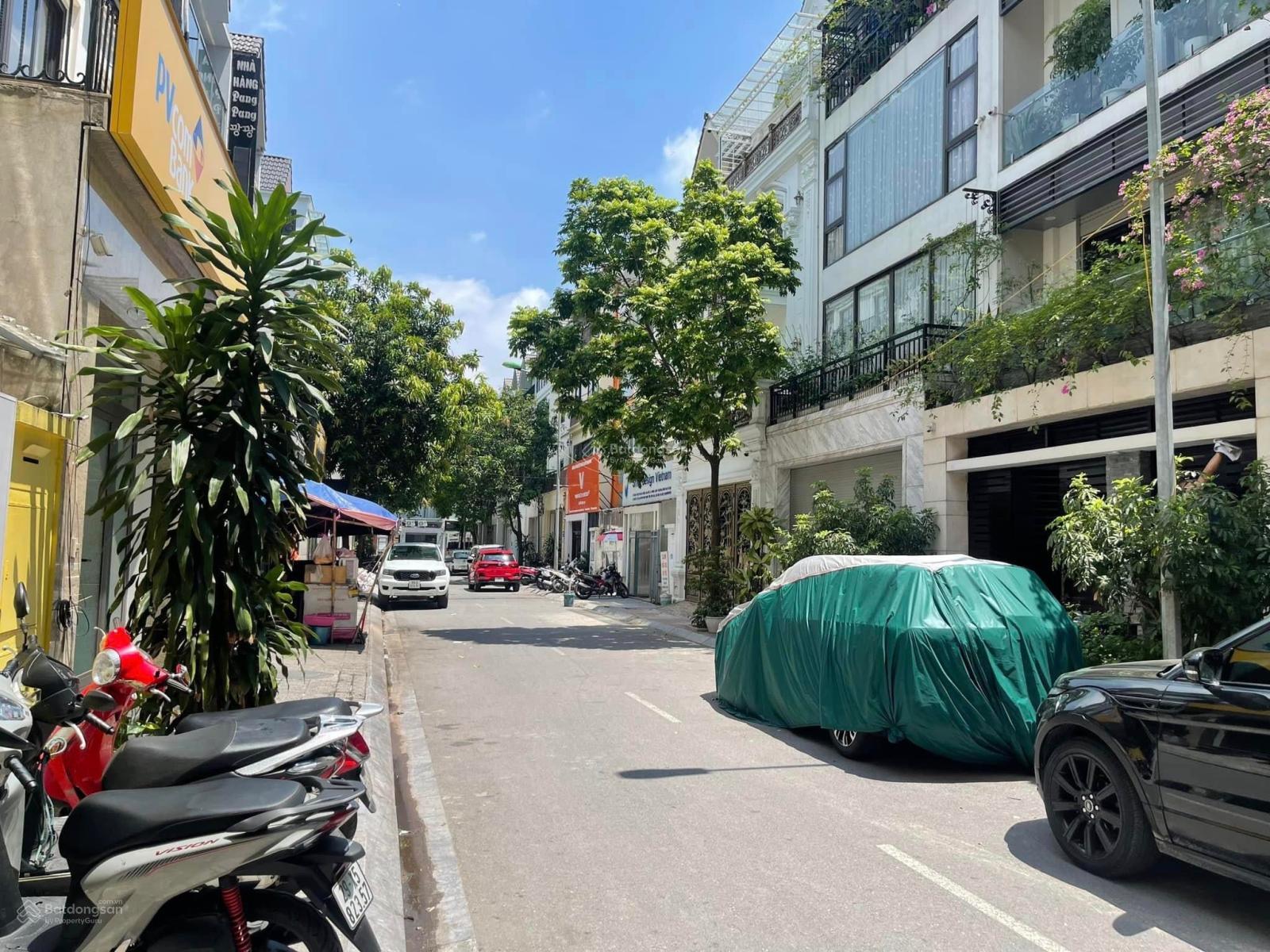 Bán nhà biệt thự, liền kề tại Đường Lạc Long Quân, Phường Xuân La, Tây Hồ, Hà Nội diện tích 116m2 giá 39 Tỷ