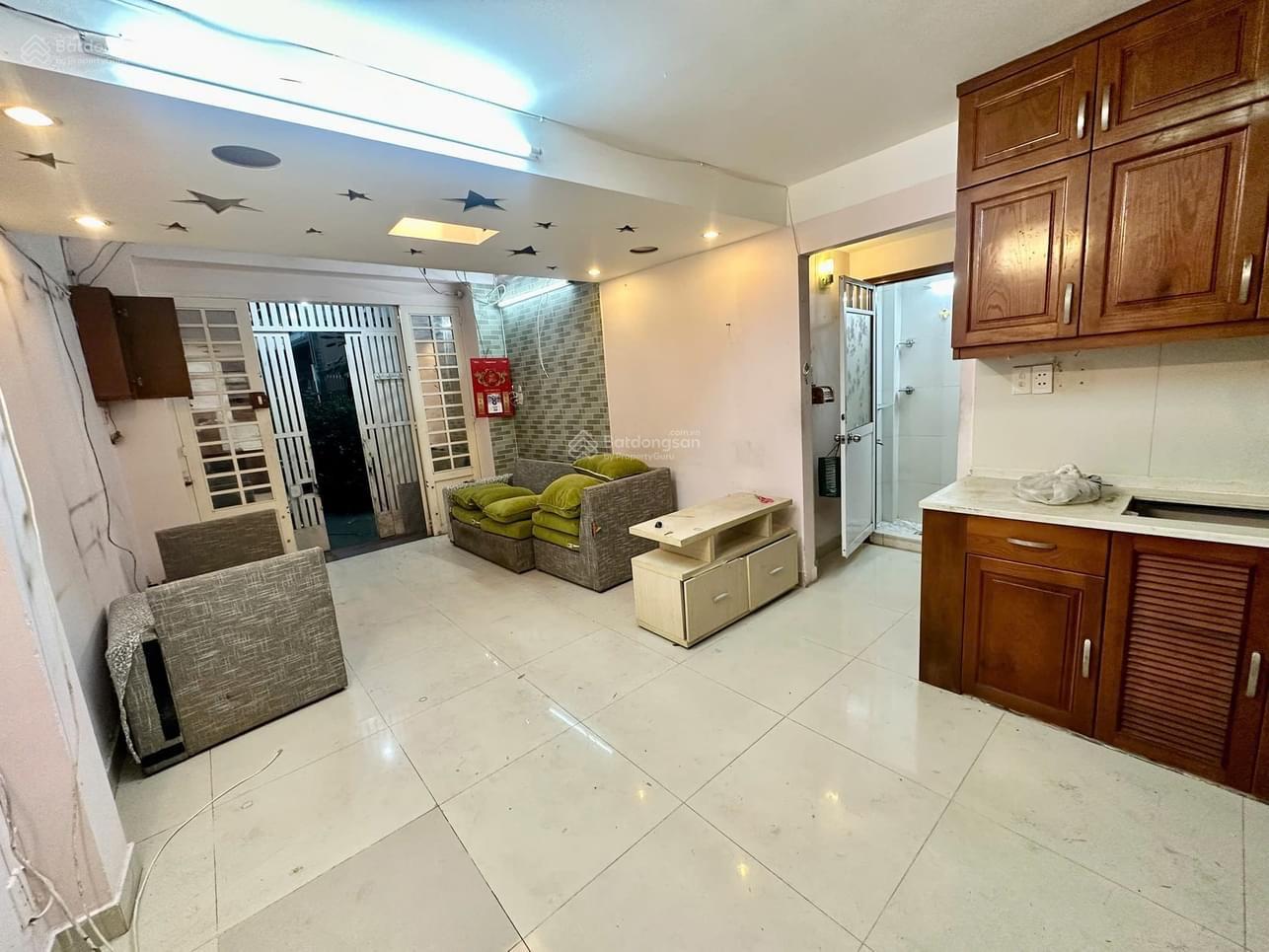 N35- 33M2 - Trần Hữu Trang - 5 TẦNG BTCT - HẺM TRƯỚC NHÀ 6M - AN NINH - 5 TỶ 450