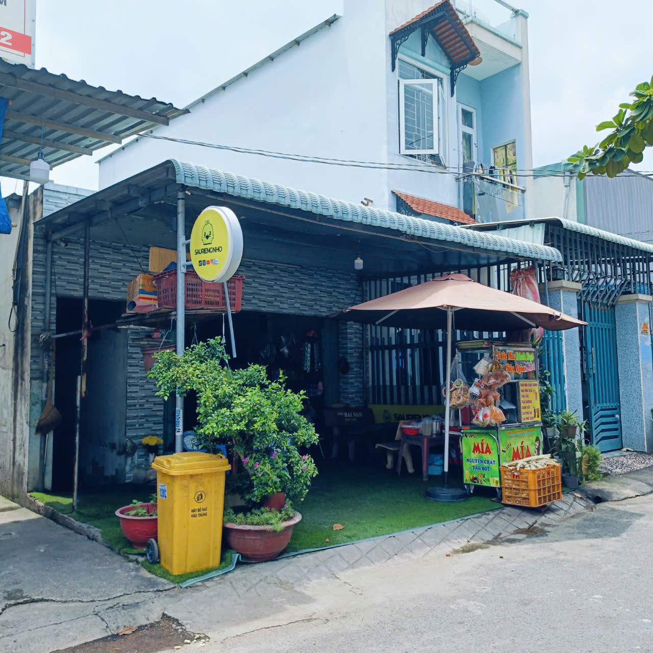 Bán Nhà Cấp 4,Lê Đình Cẩn,Tân Tạo,Bình Tân (300m2 - 5,5x58) 10,7 Tỷ TL,Hẻm Xe Tải Tránh,Gần Chợ