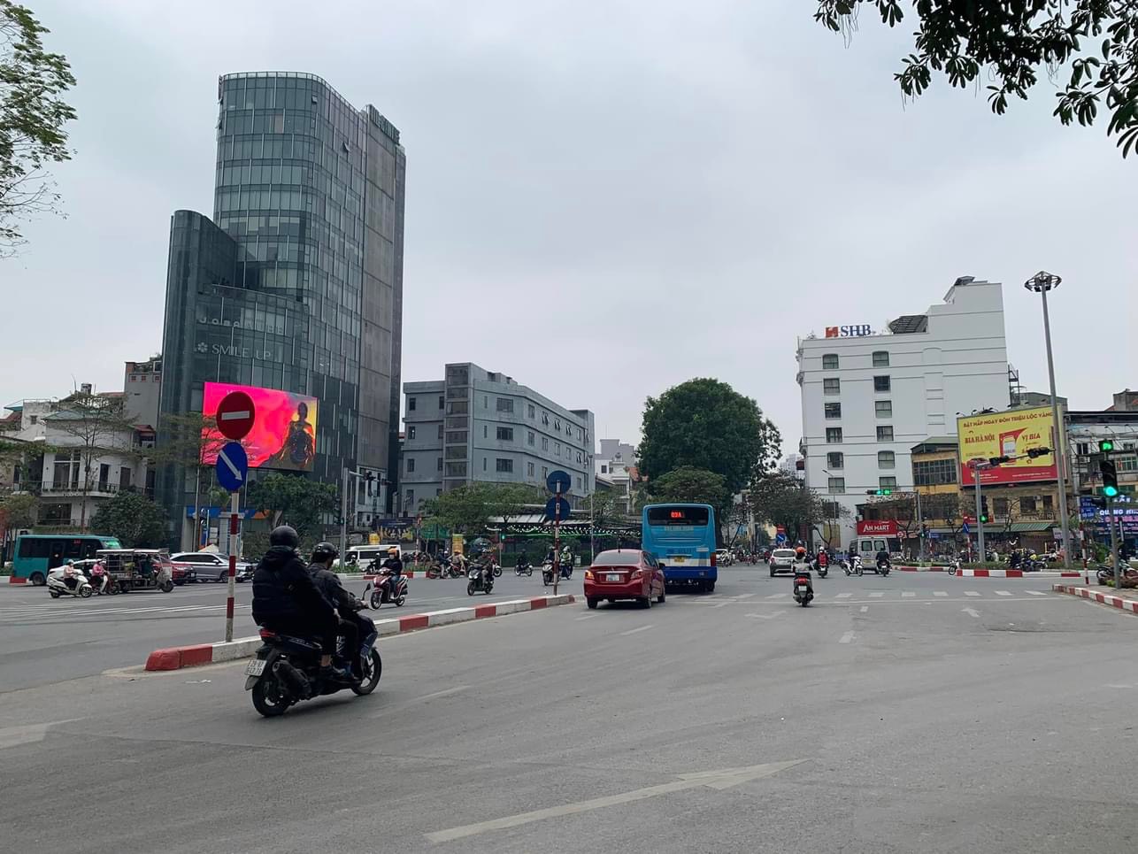 Bán mảnh đất siêu đẹp Đường Bưởi - Ba Đình, LÔ GÓC 3 thoáng, ô tô vòng quanh, 500m2, mặt tiền siêu rộng, 92 tỷ