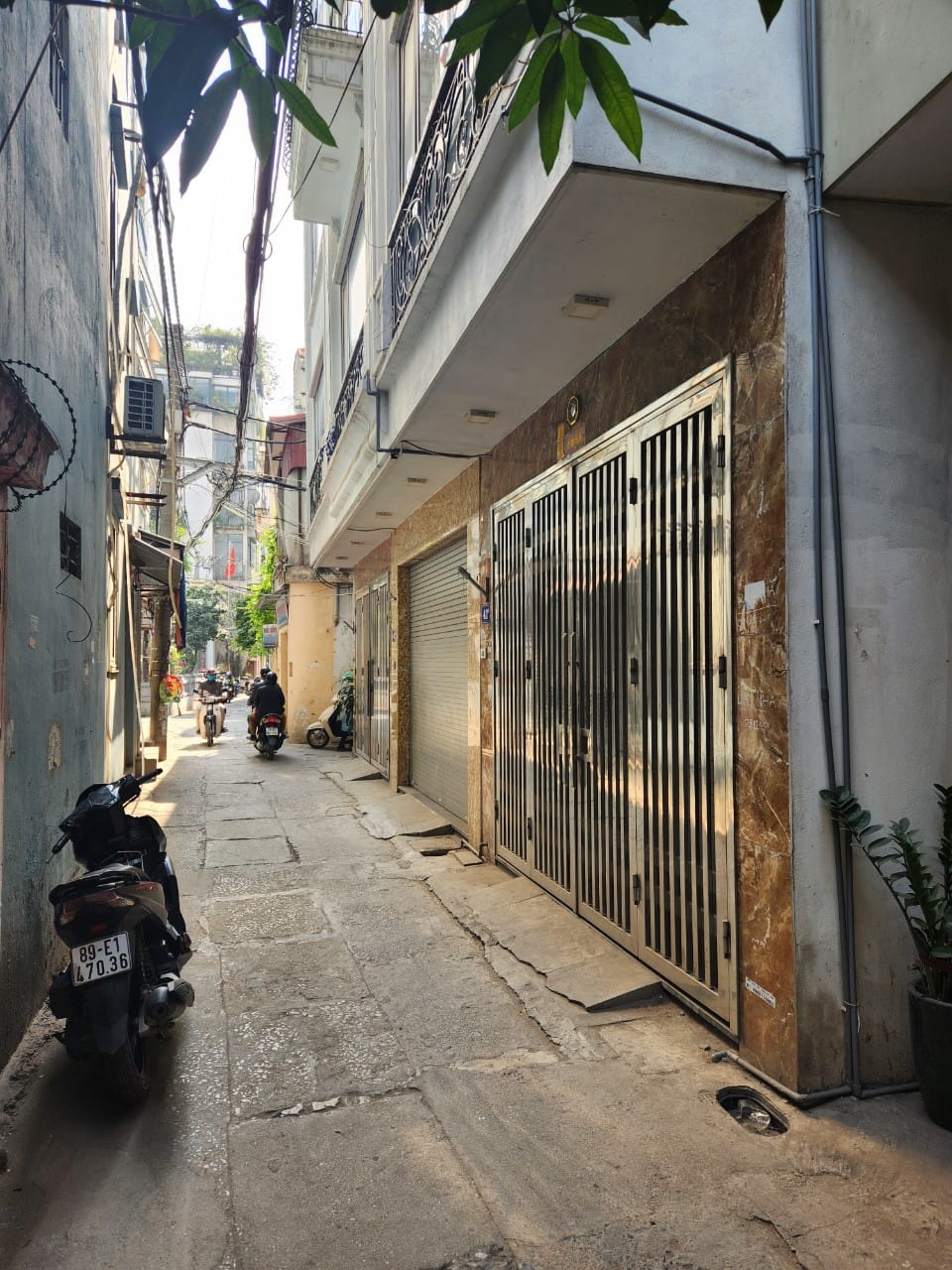 BÁN NHÀ VÕ CHÍ CÔNG, 102M2 – MT 7M, VỊ TRÍ HIẾM, THÔNG SỐ ĐẸP, NGAY MẶT PHỐ LỚN, TIỀM NĂNG TẠI TRUNG TÂM CẦU GIẤY