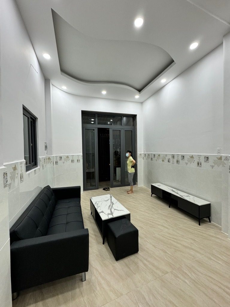 [Quận 10] CMT8 - DT 44M2 - HẺM NHỰA 6M XE HƠI QUAY ĐẦU - NHÀ MỚI - CĂN GÓC - 3 TẦNG MỚI - 4PN - KINH DOANH - THẲNG 1