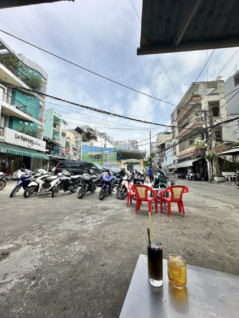 CHỦ NGỘP BANK 3 TỶ , CẦN BÁN GẤP NHÀ MẶT TIỀN ĐƯỜNG 3/2 10M KINH DOANH NGÀY ĐÊM - VỊ TRÍ ĐỈNH - CÓ DÒNG TIỀN - GẦN