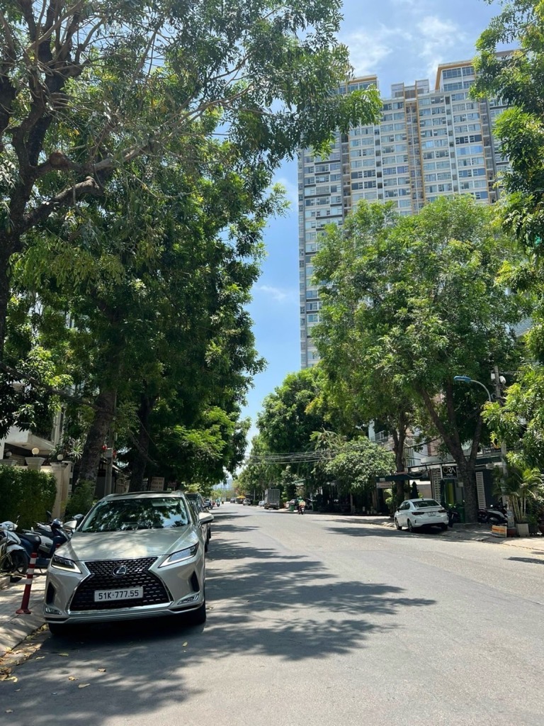 BÁN HOTEL KHU DÂN CƯ TRUNG SƠN – NGAY KHU BIỆT THỰ CAO CẤP- ĐANG CHO THUÊ 50 TR/ THÁNG - CHỈ 17 TỶ