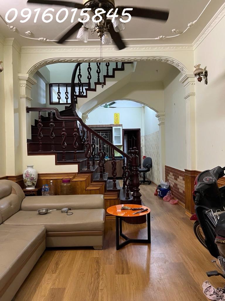 NHÀ PHÂN LÔ DƯƠNG QUANG HÀM,QUAN HOA-10 M RA OTO TRÁNH NHAU- NHÀ CHỦ TỰ XÂY NÊN CHẮC CHẮN , KIÊN CỐ- 46M - GIÁ 9,5 TỶ