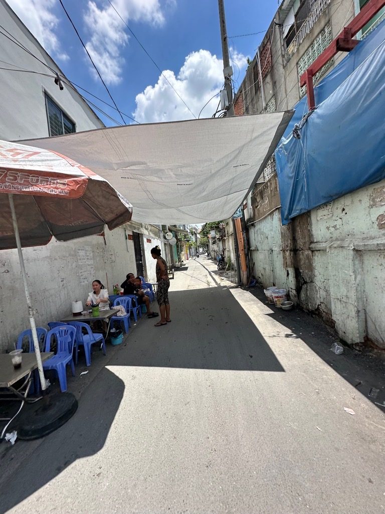 Bán nhà 595/ Cách Mạng Tháng Tám Q10, 43m2, đang cho thuê 12tr/tháng, 3.8tỷ.,