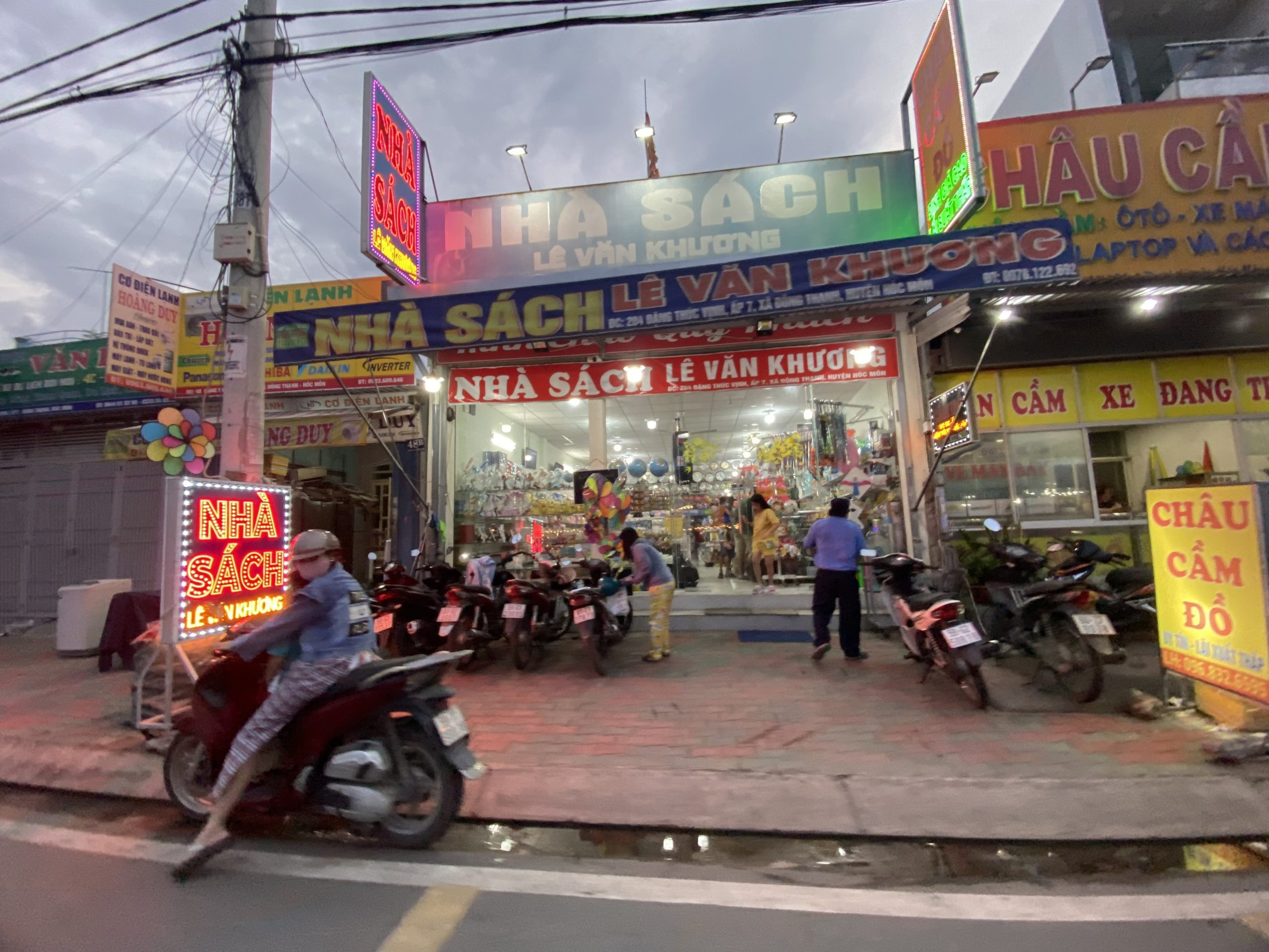 BÁN NHÀ MẶT TIỀN ĐẶNG THÚC VỊNH, ĐÔNG THẠNH, HÓC MÔN, 7.5x25m, Hậu 8.1m