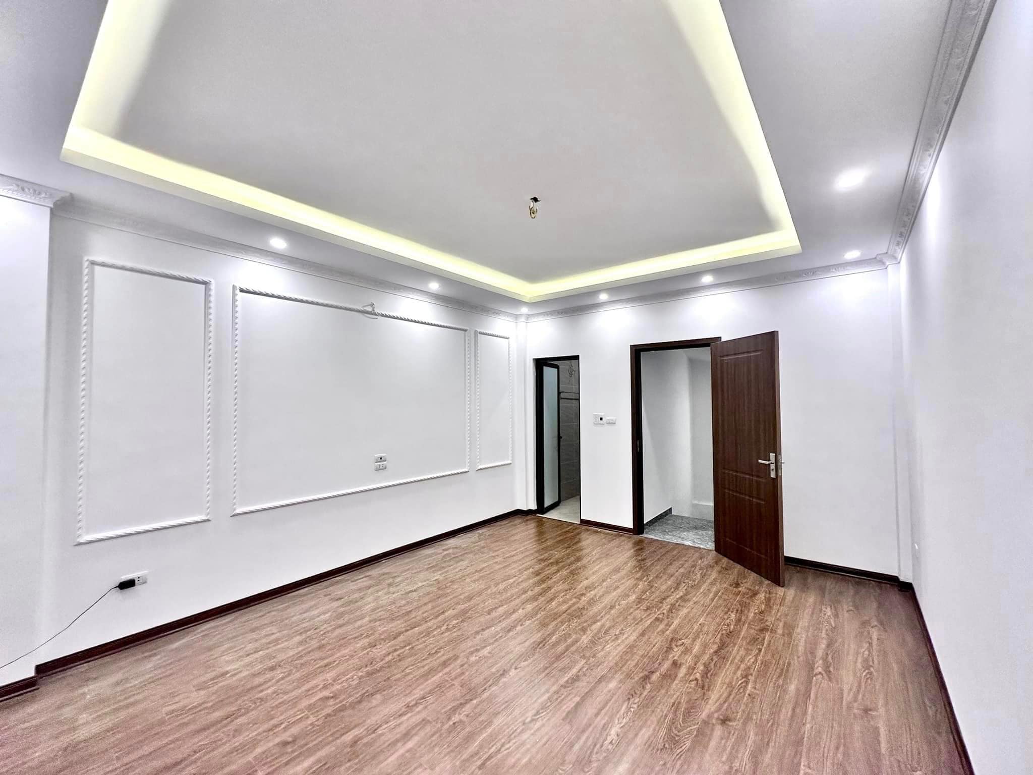 Mới kính koong, Mặt ngõ, Hai thoáng, PHỐ Trường Chinh-0989311985