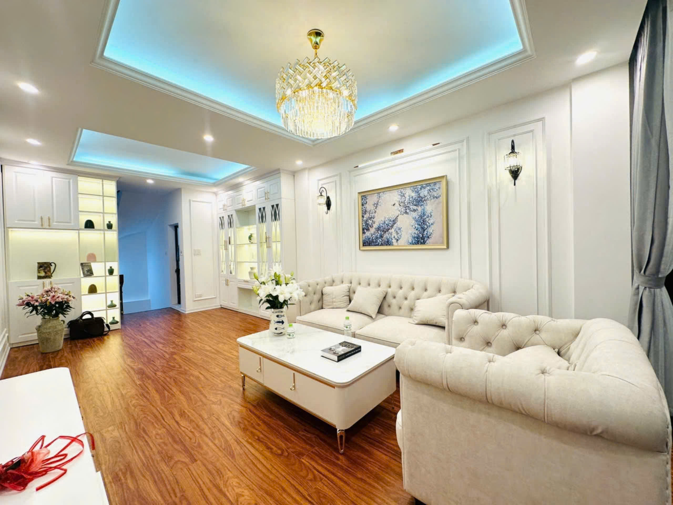 BÁN NHÀ VÕ CHÍ CÔNG - THANG MÁY , Ô TÔ KINH DOANH 60 M 6 TẦNG 12.0 TỶ