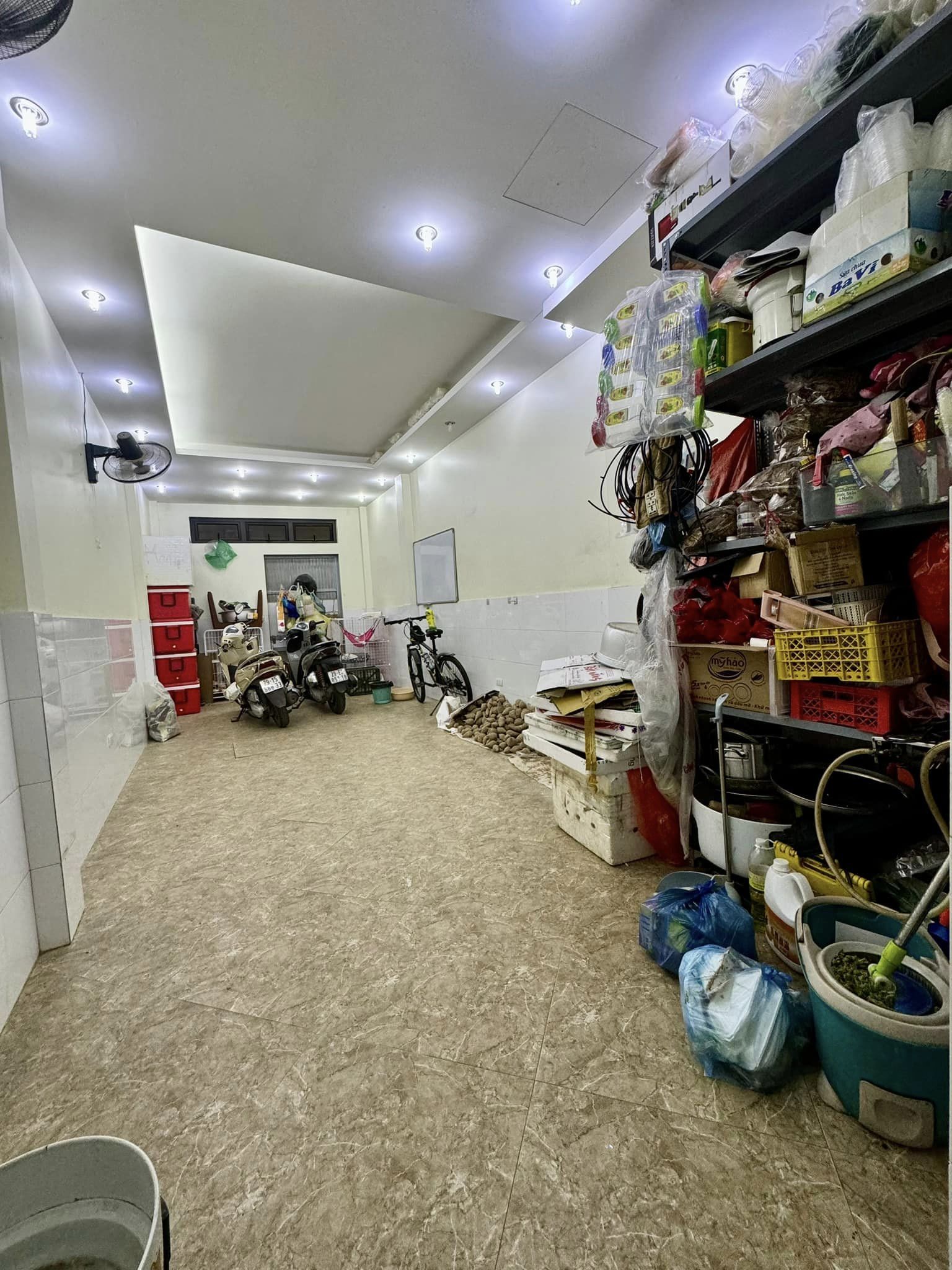 BÁN NHÀ MẶT PHỐ CHỢ KINH DOANH THÁI THỊNH HAI MẶT NGÕ THANG MÁY 58M2 5T GIÁ CHÀO 12 TỶ ĐỐNG ĐA Ô TÔ ĐỖ CỬA.