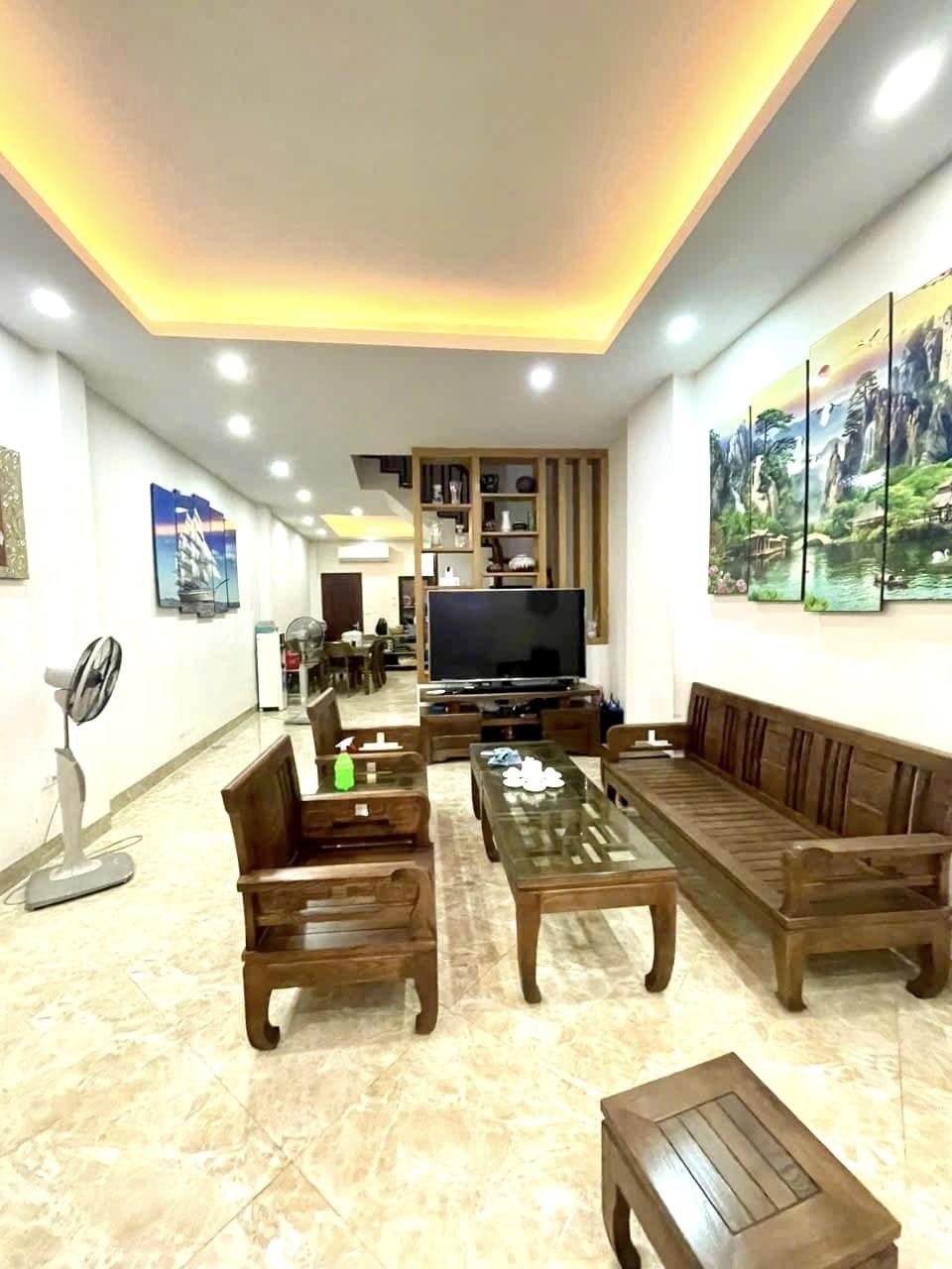 Bán nhà Yên Hoà tổ 14 Yên Nghĩa : 46m2 , 3 tầng , 4PN , giá rẻ 3.8 tỷ