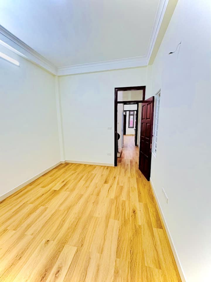 LÔ GÓC- Ô TÔ NGUYỄN AN NINH 40m2 -4T – NGÕ THÔNG- 6 PHÒNG NGỦ-GIÁ CHÀO 7.9 Tỷ