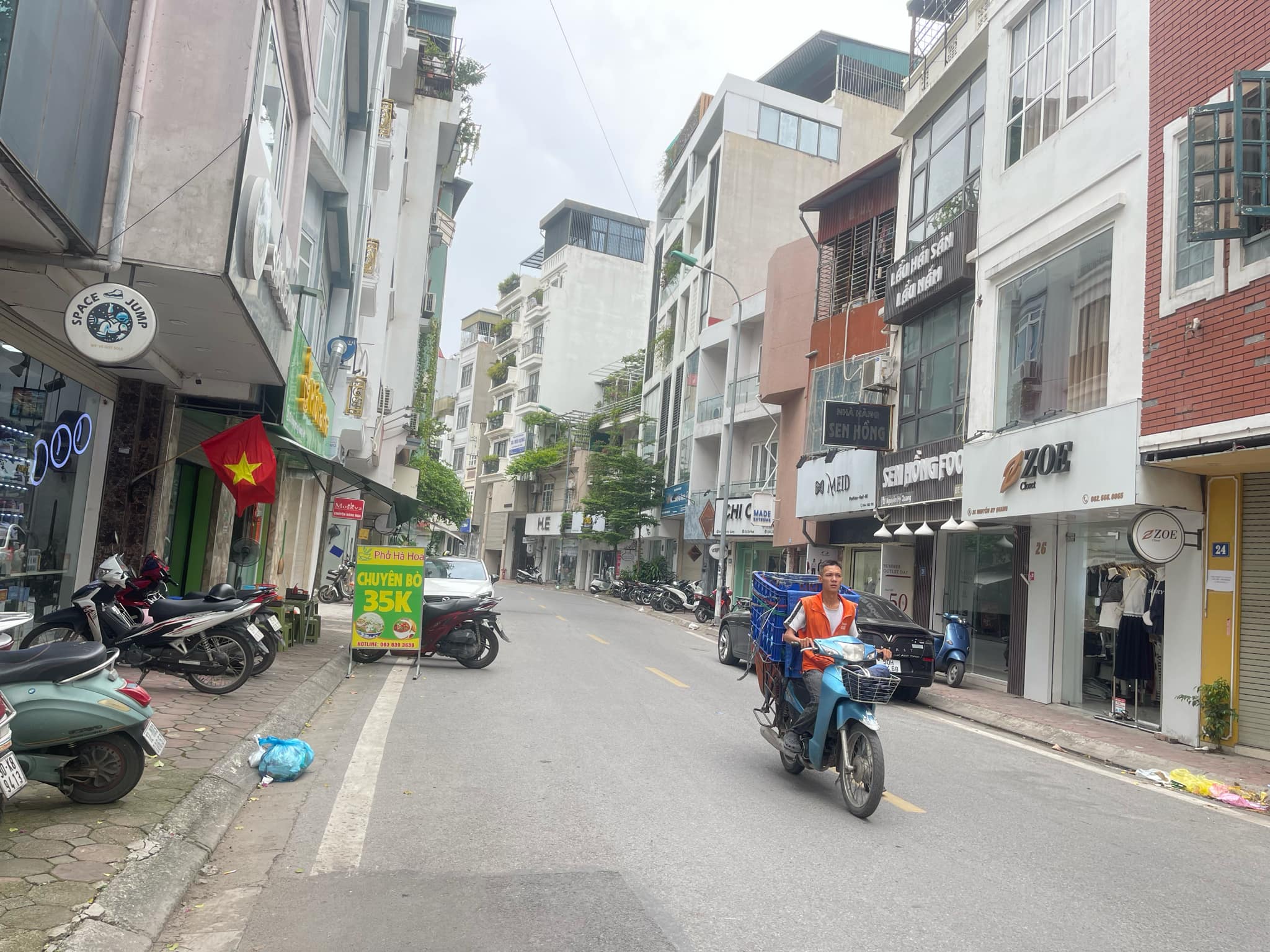 Bán gấp nhà phường Trung Hòa, Cầu Giấy đường 8m, vỉa hè kinh doanh gần 60m x 6T, 21.9 tỷ