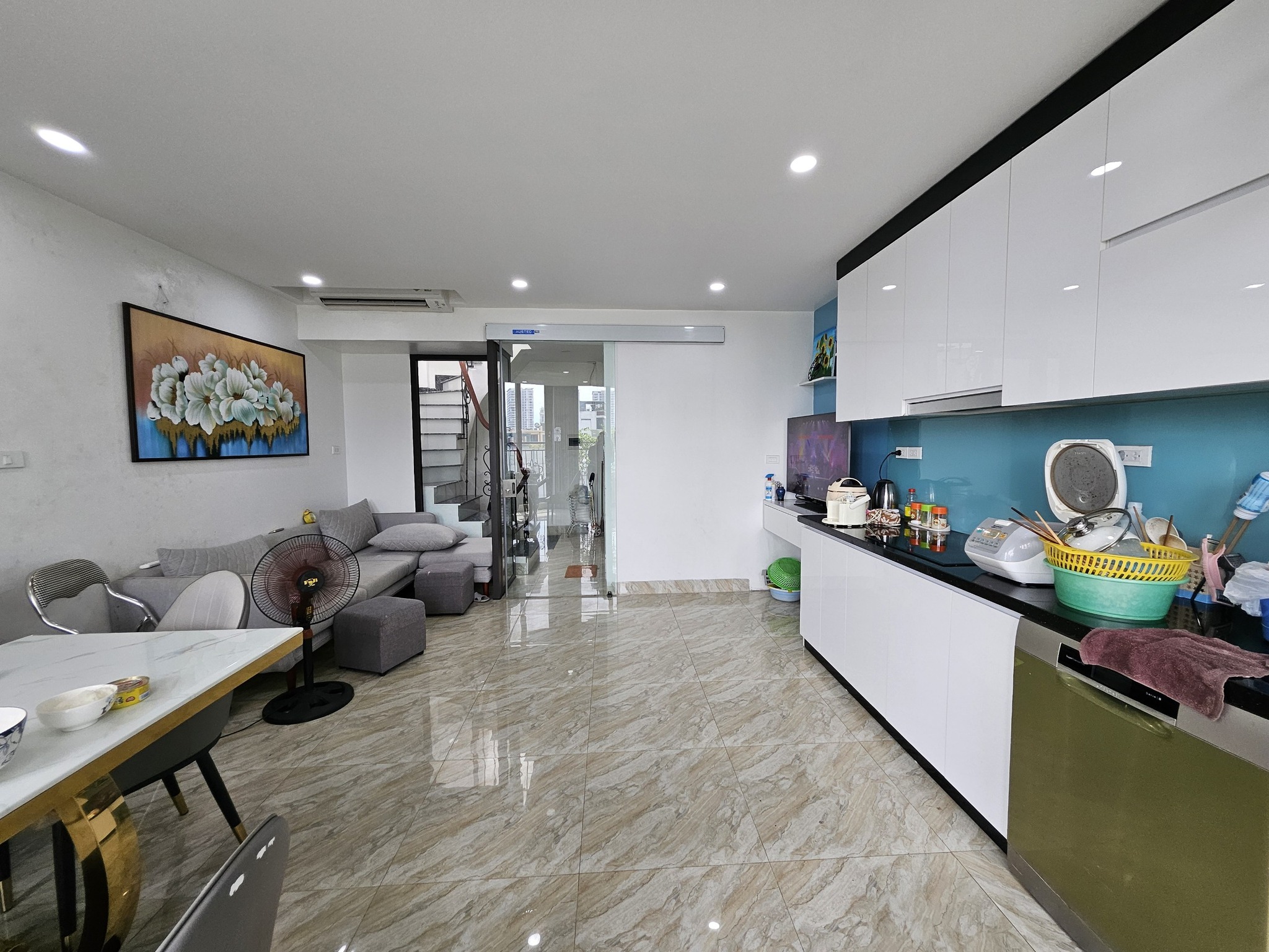 BÁN NHÀ TRIỀU KHÚC THANH TRÌ CHUNG CƯ 8 TẦNG THANG MÁY - 26 PHÒNG KHÉP KÍN - ĐẦY ĐỦ GPXD, PCCC - THANG THOÁT HIỂM -