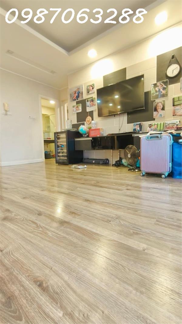 BÁN CHUNG CƯ 2 NGỦ 2 WC NHỈNH 4 TỶ CENLAND 137 NGUYỄN NGỌC VŨ- CẦU GIẤY 0987,063.288