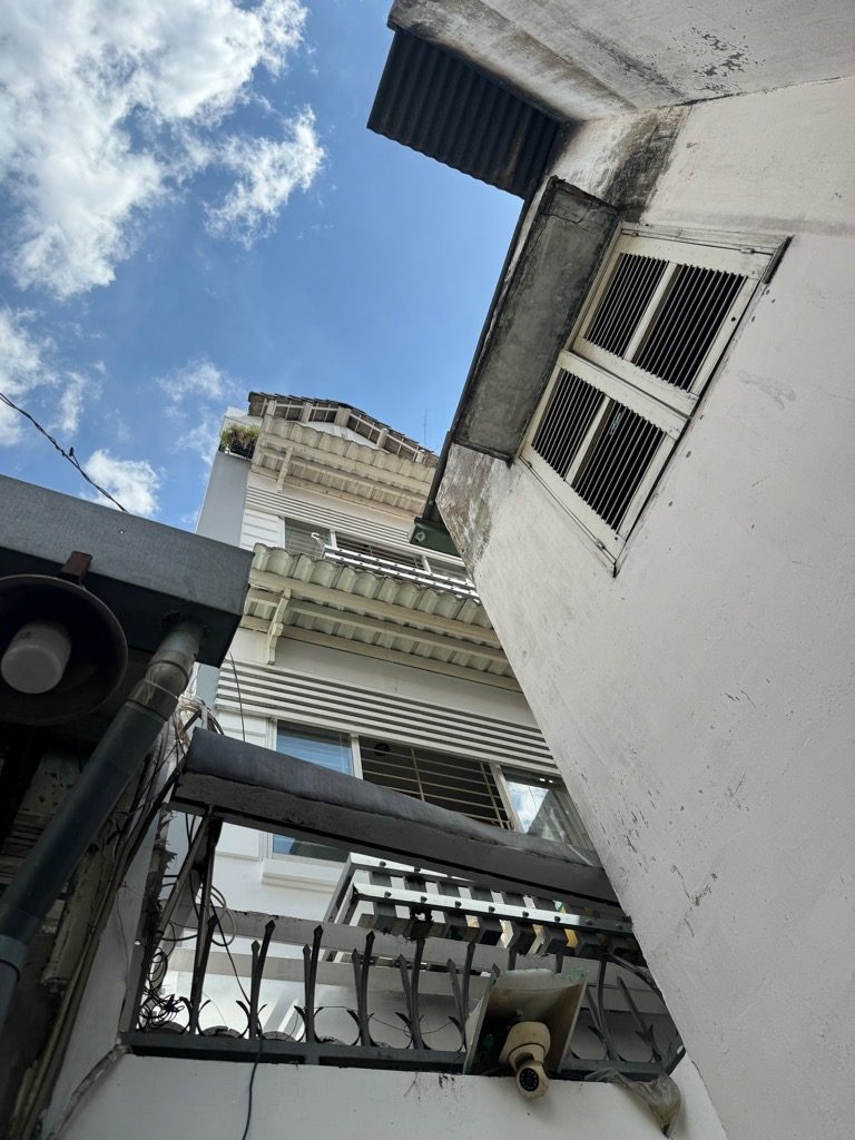 NHÀ ĐẸP CÁCH 20M RA HẺM 463 CÁCH MẠNG THÁNG 8 - QUẬN 10 - 4 TẦNG BTCT - P13