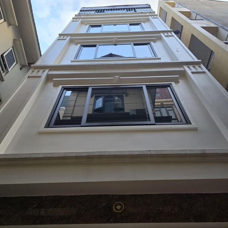 Bán nhà Trần Thái Tông, Cầu Giấy. 49mx5; MT 4.6; giá 8.6 tỷ NHÀ ĐẸP 9 PHÒNG KHÉP KÍN