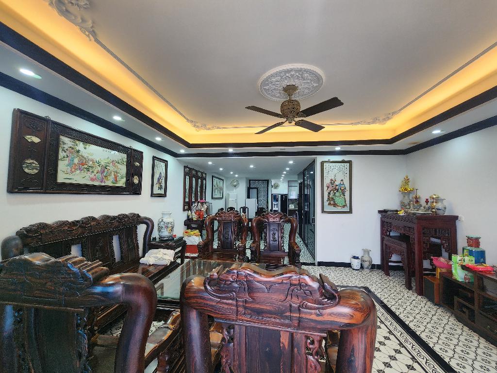 bán siêu phẩm Ngô Gia Tự - Long Biên - dt 120m - mt 6m - view công viên - phân lô vỉa hè - trước nhà đường 10m - giá tốt