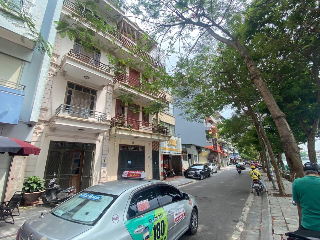 BÁN NHÀ PHỐ NHẬT CHIÊU, 76,3M2 – MT 7,36M – 4 TẦNG, VỊ TRÍ KHỎI CHÊ, LÀ SIÊU PHẨM NGAY MẶT HỒ TÂY, TIỆN ÍCH VÔ CÙNG NHIỀU, ĐÁNG ĐỒNG TIỀN BỎ RA