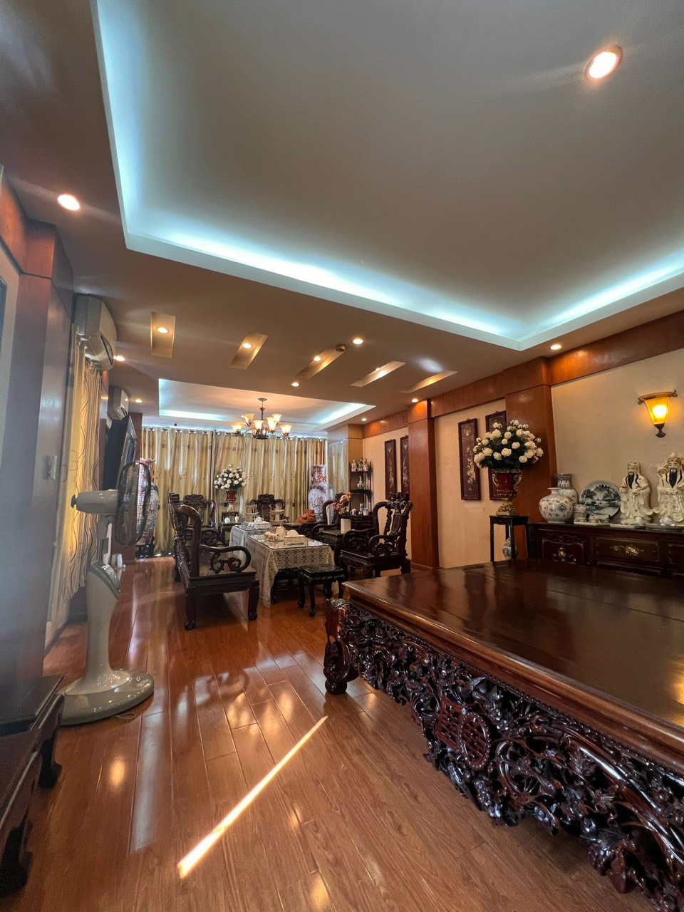 BÁN NHÀ VIP ĐÀO TẤN HỢP 8 TẦNG KHÁCH SẠN, NHÀ HÀNG, Ô TÔ ĐỖ VÒNG QUANH NHÀ