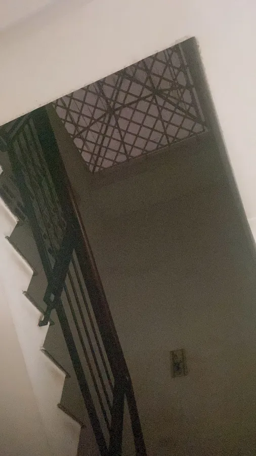 BÁN NHÀ GẦN CHỢ HỒNG LẠC