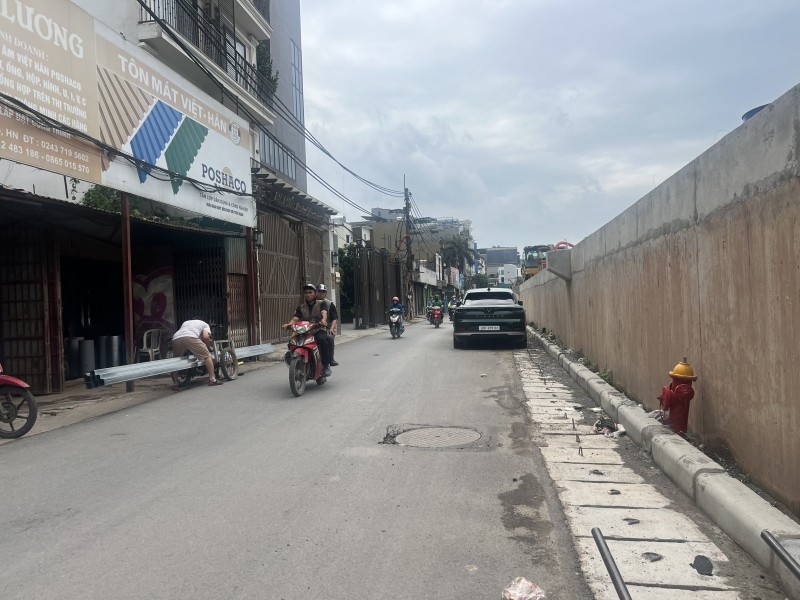 Đất (C4) mặt đường Âu Cơ, Tây Hồ. 300m2, MT 10m, Ô tô, giá 73 tỷ CỰC HIẾM MẶT PHỐ - KINH DOANH SẦM UẤT