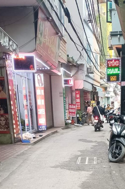 NHÀ LÊ QUANG ĐẠO NHIỀU TIỆN ÍCH. 31M. 4TẦNG. 5.5 TỶ. ĐANG CẦN BÁN. TỪ LIÊM.
