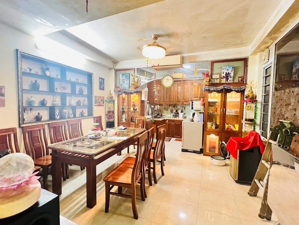 BÁN NHÀ KIM MÃ-QUẬN BA ĐÌNH-DT36M2×5T-MT4.4M-GIÁ 8.7TỶ-LÔ GÓC-GẦN Ô TÔ-NHÀ ĐẸP Ở NGAY