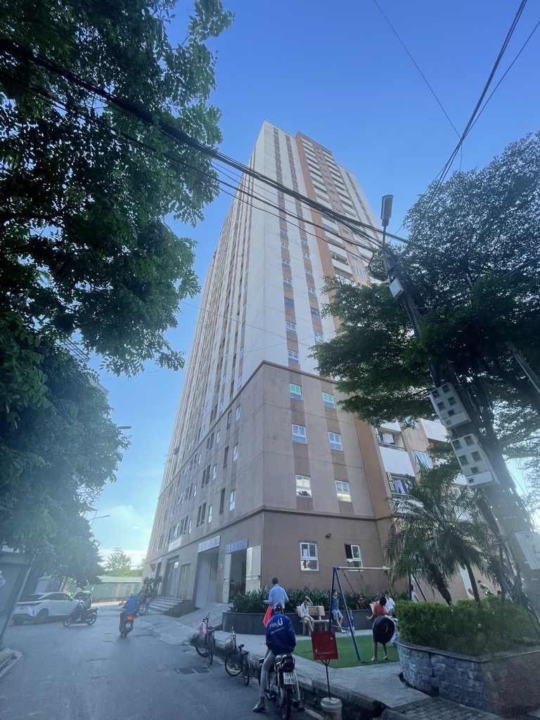 Bán cc MHDI Đình Thôn 70 m2 view đẹp , tầng điệp,tặng full nội thất .giá 3,75 tỷ