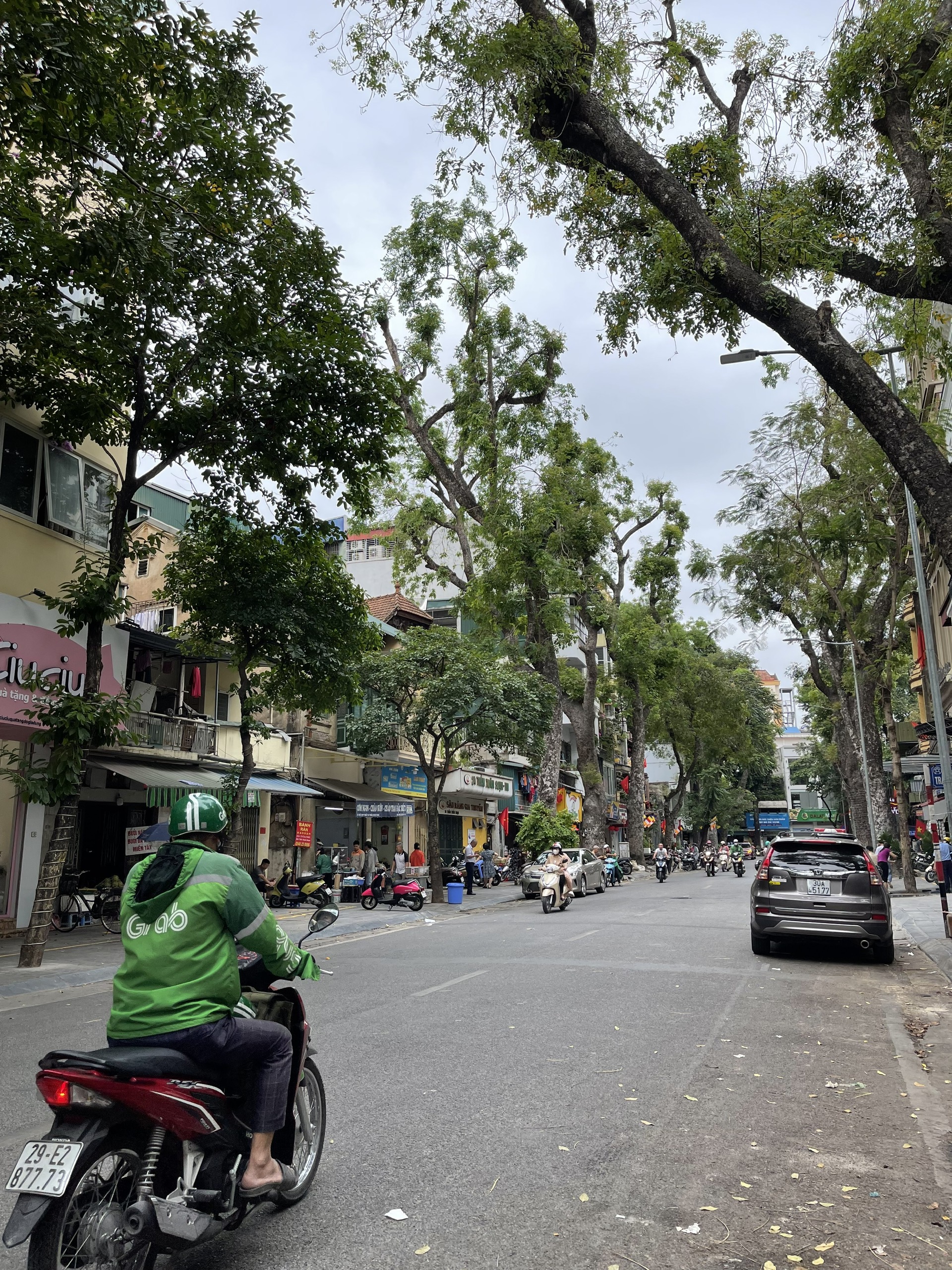 (Giảm 1 tỷ) Bán GẤP nhà kinh doanh phố Trần Xuân Soạn - Hai Bà Trưng, 85m2, mặt tiền 5.7m, 18 tỷ