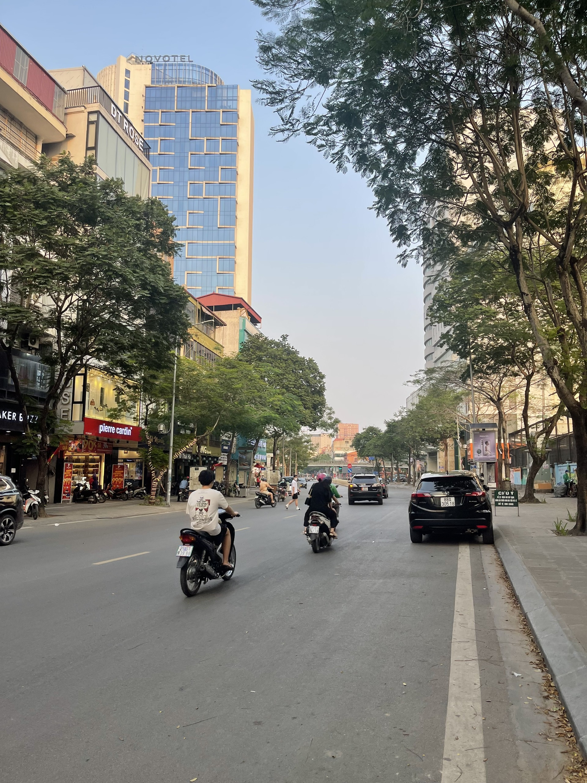 (HIẾM) (Giảm 6 tỷ bán GẤP) Nhà kinh doanh mặt phố THÁI HÀ - Đống Đa, 1 mặt phố 1 mặt ngõ, 133m2 x 6 tầng, 58 tỷ