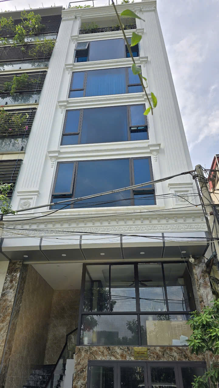 Bán nhà siêu đẹp ở Mỗ Lao quận Hà Đông. DT 80m2, 8 tầng thang máy, mt 6.5m, Kinh doanh, HÀNG HIẾM