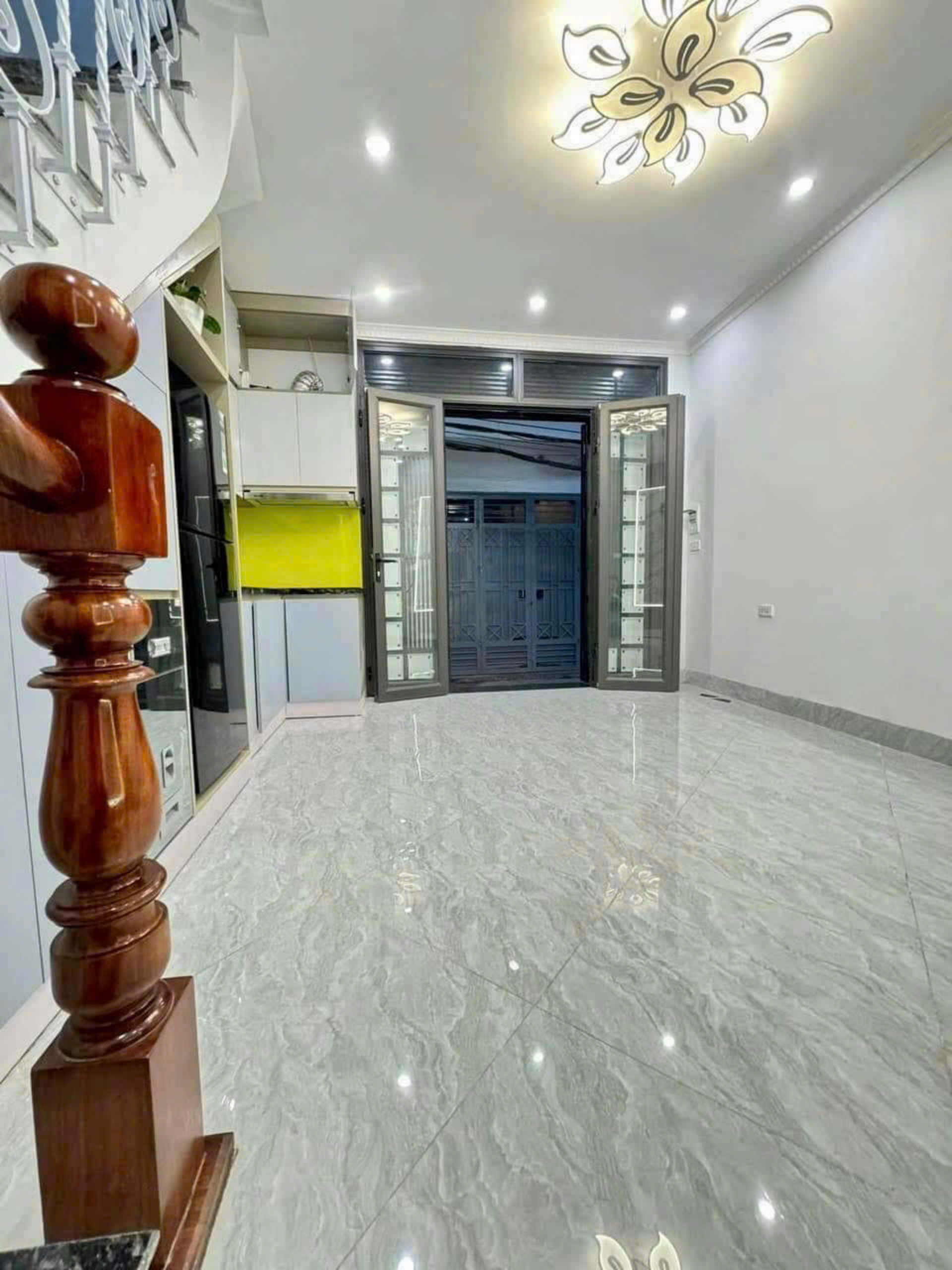 BÁN NHÀ TÂN MAI 4 TẦNG, MT 3M, 2 NGỦ KHÉP KÍN, NỞ HẬU- NGÕ THÔNG- 2 THOÁNG VĨNH VIỄN