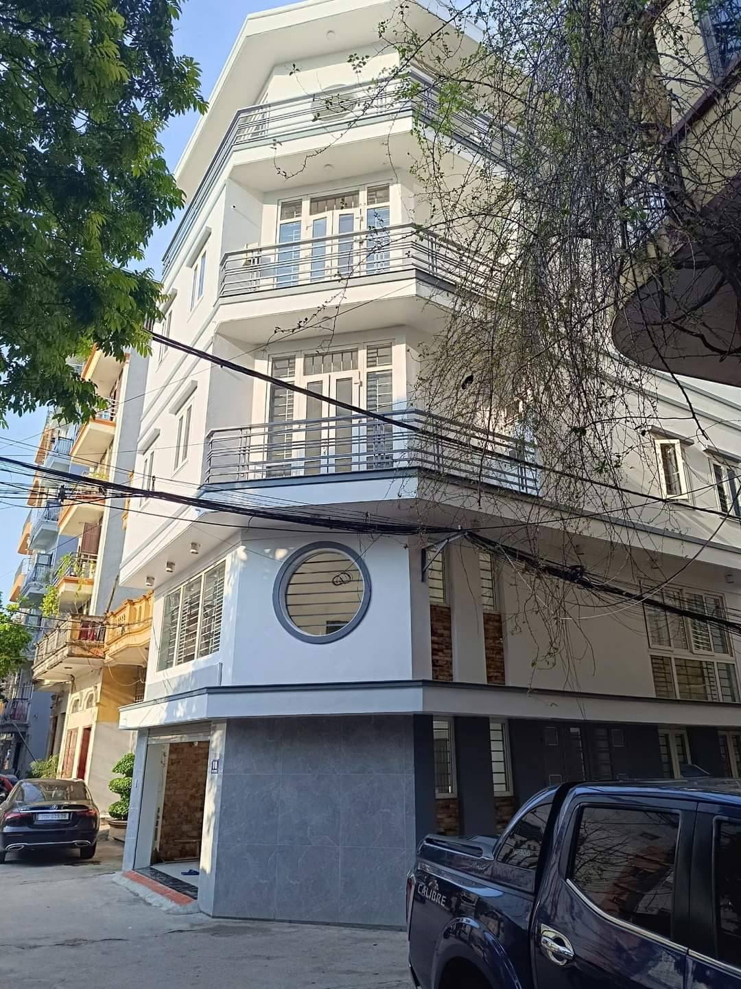 BÂN NHÀ CẦU DIỄN BẮC TỪ LIÊM LÔ GÓC KINH DOANH Ô TÔ TRÁNH TRƯỚC NHÀ XE ĐỖ BÁT NGÁT 65M 13,5 TỶ