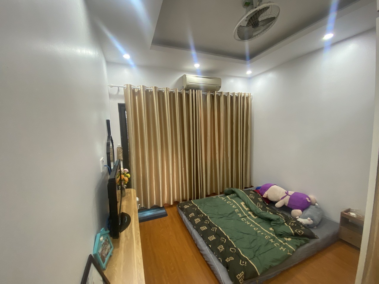 HIẾM! Ô tô 20m, Hai thoáng, Dân xây, PHỐ Đoàn Thị Điểm-0989311985