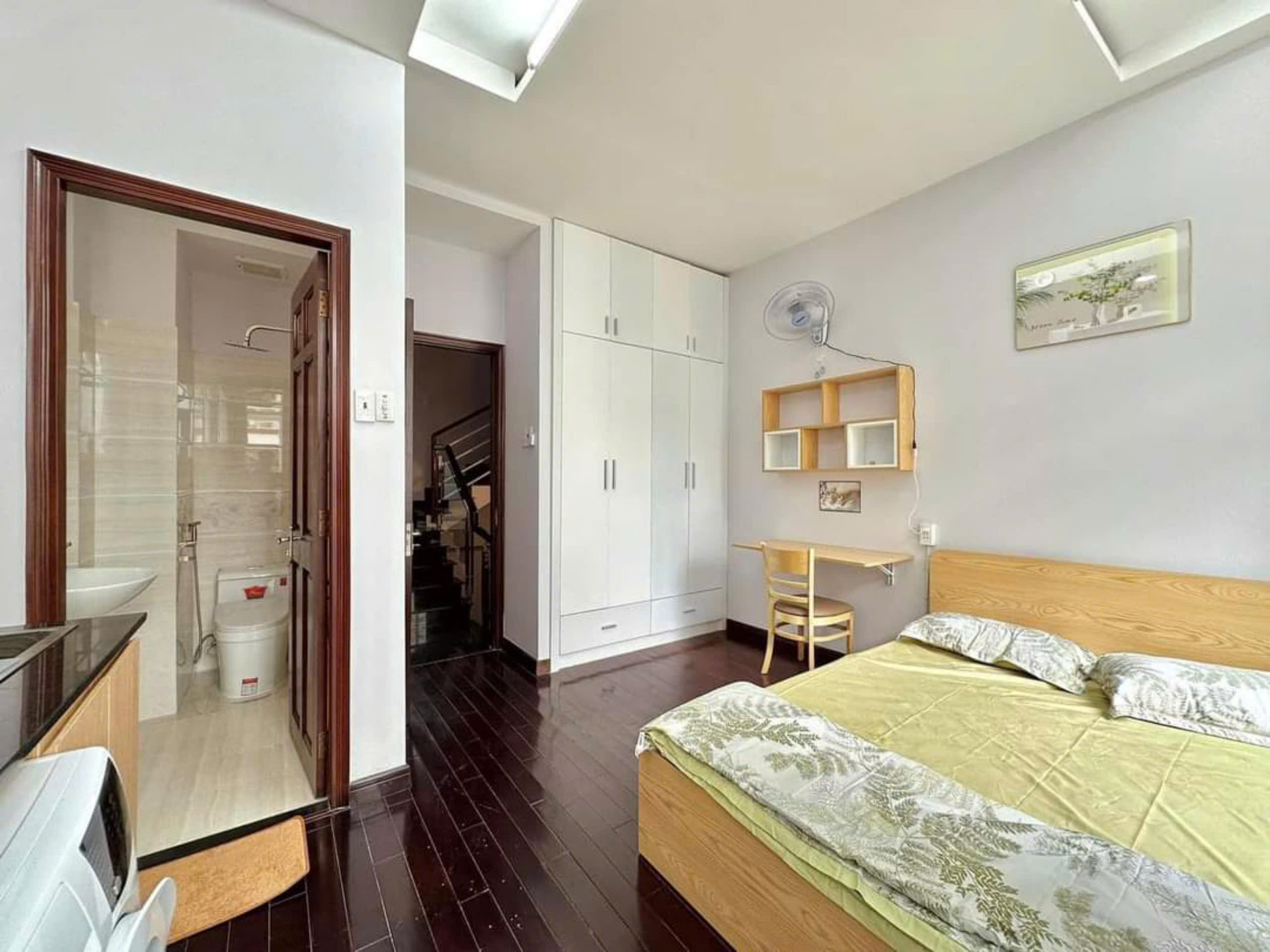 BÁN CHDV CAO CẤP 14 PHÒNG MỚI HOÀN THIỆN - LÊ HỒNG PHONG Q.10 - HXT 6M - DÒNG TIỀN 90TR/ T - 16.8 TỶ.