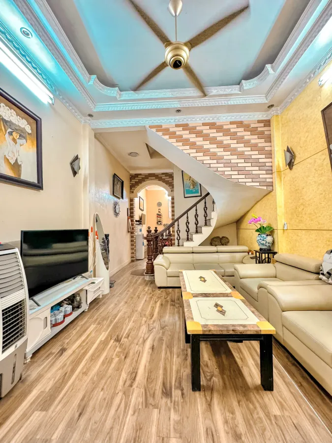 Bán Nhà ngõ 205 Đường Xuân Đỉnh, Tây Hồ, Diện Tích 35M, Ở An Nhiên, Kinh Doanh Đỉnh. Gần Ngoại Giao Đoàn.