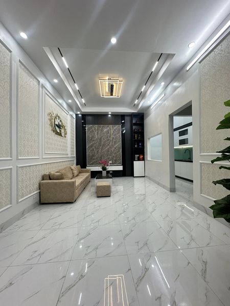 BẤN NHÀ ĐƯỜNG LÁNG QUẬN ĐÓNG ĐA NHÀ ĐẸP NỘI THẤT XỊN SÒ 5 TẦNG GIÁ 5,85 TỶ