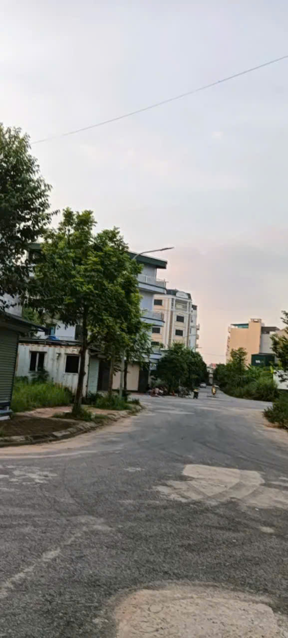 ĐẤT ĐẤU GIÁ PHÚ LƯƠNG DT 63m2-MT5m, MẢNH ĐẤT VÀNG PHÂN LÔ - KINH DOANH - TƯƠNG LAI CỰC SÁNG, CÁCH VÀNH ĐAI 4 CHỈ 300M. NÓI KHÔNG VỚI QUY HOẠCH.